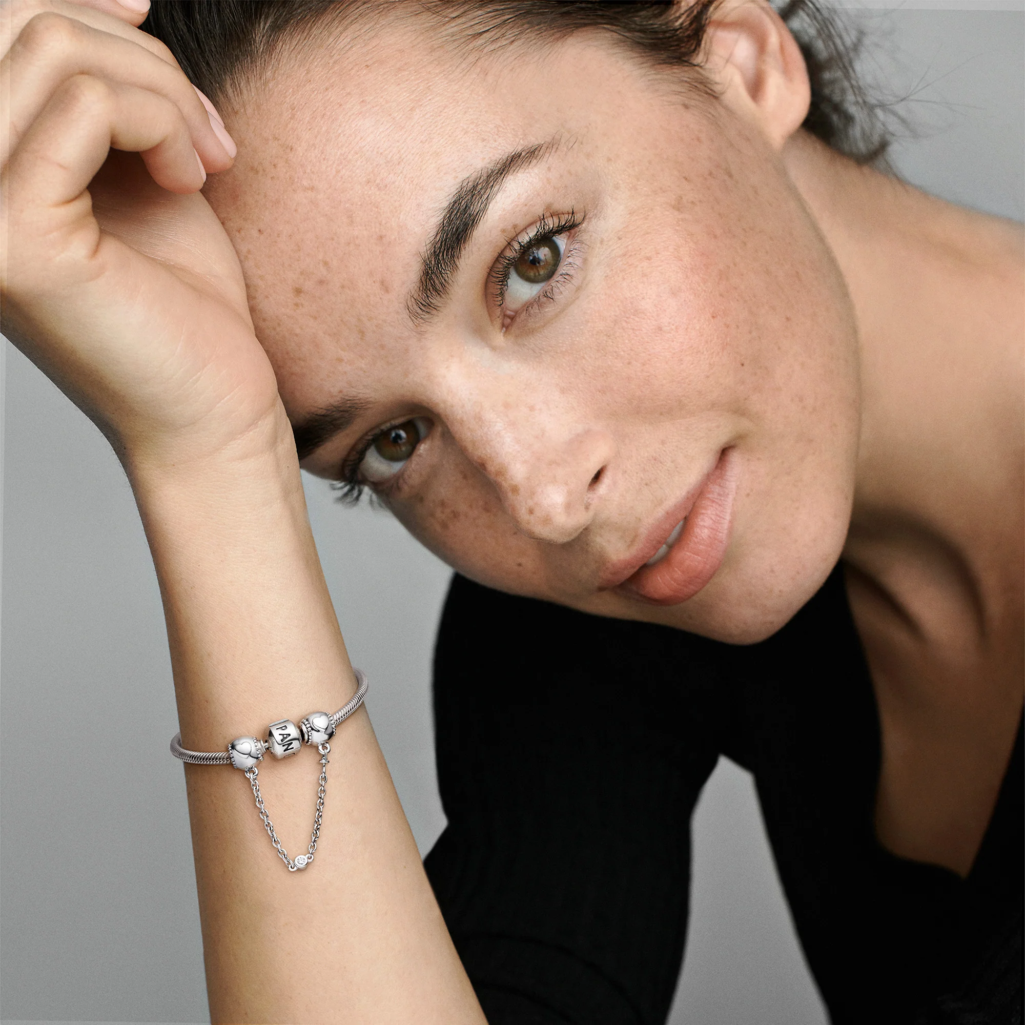 Hearts Silver Safety Chain With Clear Cubic Zirconia - Image 2